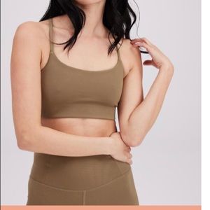 Girlfriend collective set in Beachwood